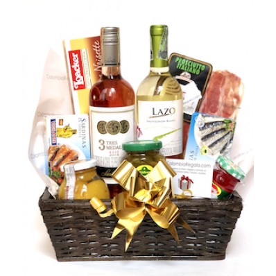 Envio y venta de flores ,rosas, plantas,arreglos florales ,regalos y desayunos a domicilio con delivery gratis en la Ciudad Autonoma de Buenos Aires y con costo de env�o en localidades del Gran Buenos Aires asi como delivery de flores y plantas a trav�s de florerias asociadas en todas las provincias de la Argentina, Buenos Aires, la Pampa, Tucuman, La Rioja, R�o Negro, Entre Rios, Corrientes, Misiones, Neuquen, Chubut, Tierra del Fuego, Santa Cruz, San Luis, Mendoza, Cordoba, Jujuy, Formosa, Santiago del Estero, Salta, Chaco, Catamarca ,San Juan, y ademas realizamos el delivery de flores ,coronas,palmas , plantas y regalos a todas las ciudades de Argentina, Mar del Plata, C�rdoba, Buenos Aires, con cargo en Santa Rosa, La Plata, Bella Vista, Neuquen, Pilar, Paran�, Posadas, Resistencia, Cipolleti y mas de 300 ciudades y localidades en todo el territorio de nuestro pa�s, asi como tambien tenemos la posibilidad de enviar flores a casi todo el mundo en cuestion de horas